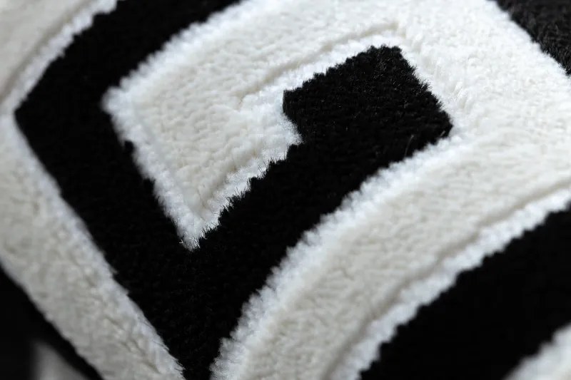 Dywany Łuszczów, Kusový koberec Gloss 6776 85 greek black/ivory, 140x190, čiernobiela, chodba / predsieň
