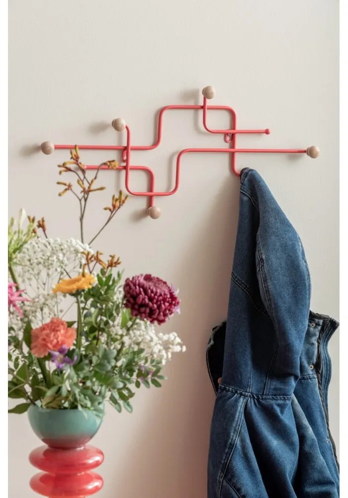 Sivý kovový nástenný vešiak 60,5 cm Metro – PT LIVING