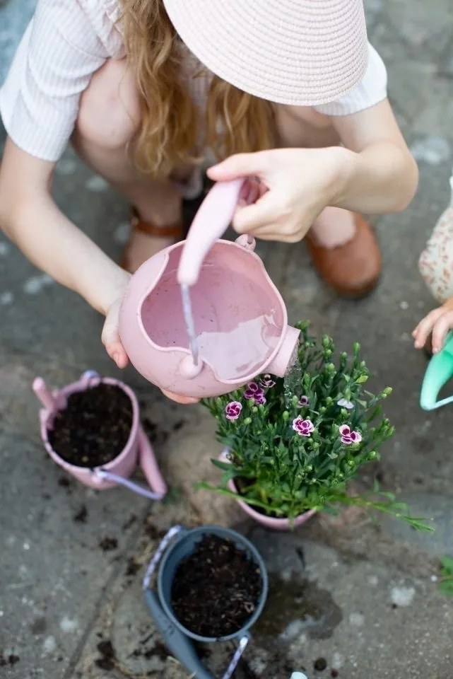 Scrunch silikónová kanvička na vodu, Sage Green