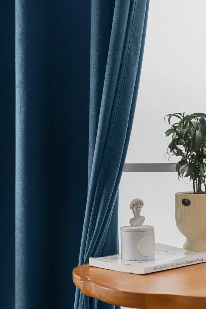 Petrolejový zatemňovací záves VELVET 140x270 cm Zavesenie: Riasiaca páska