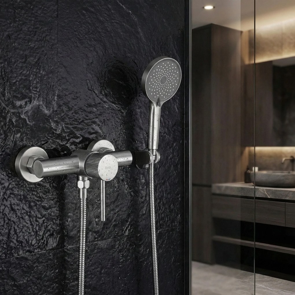 Rea Lungo Stripe, sprchová batéria s ručnou sprchovou súpravou, brúsená oceľ, REA-B9491