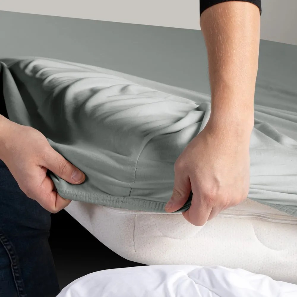 Svetlosivá napínacia plachta jersey 240x220 cm Amber – Restilo