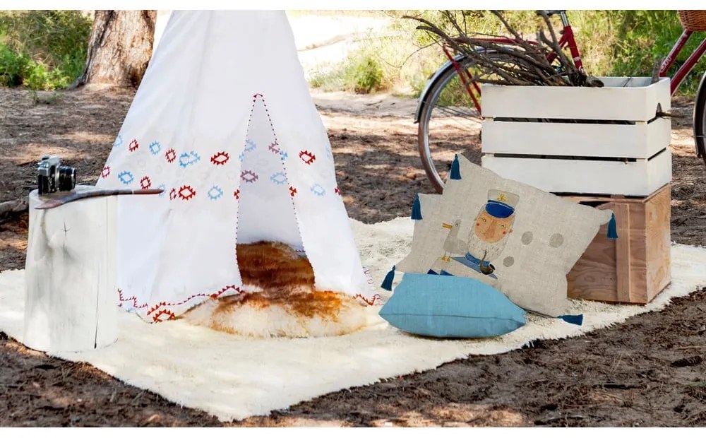 Béžový vankúš s prímesou ľanu Little Nice Things Captain, 50 x 35 cm