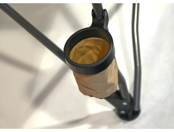 Skladacia kempingová stolička hnedá