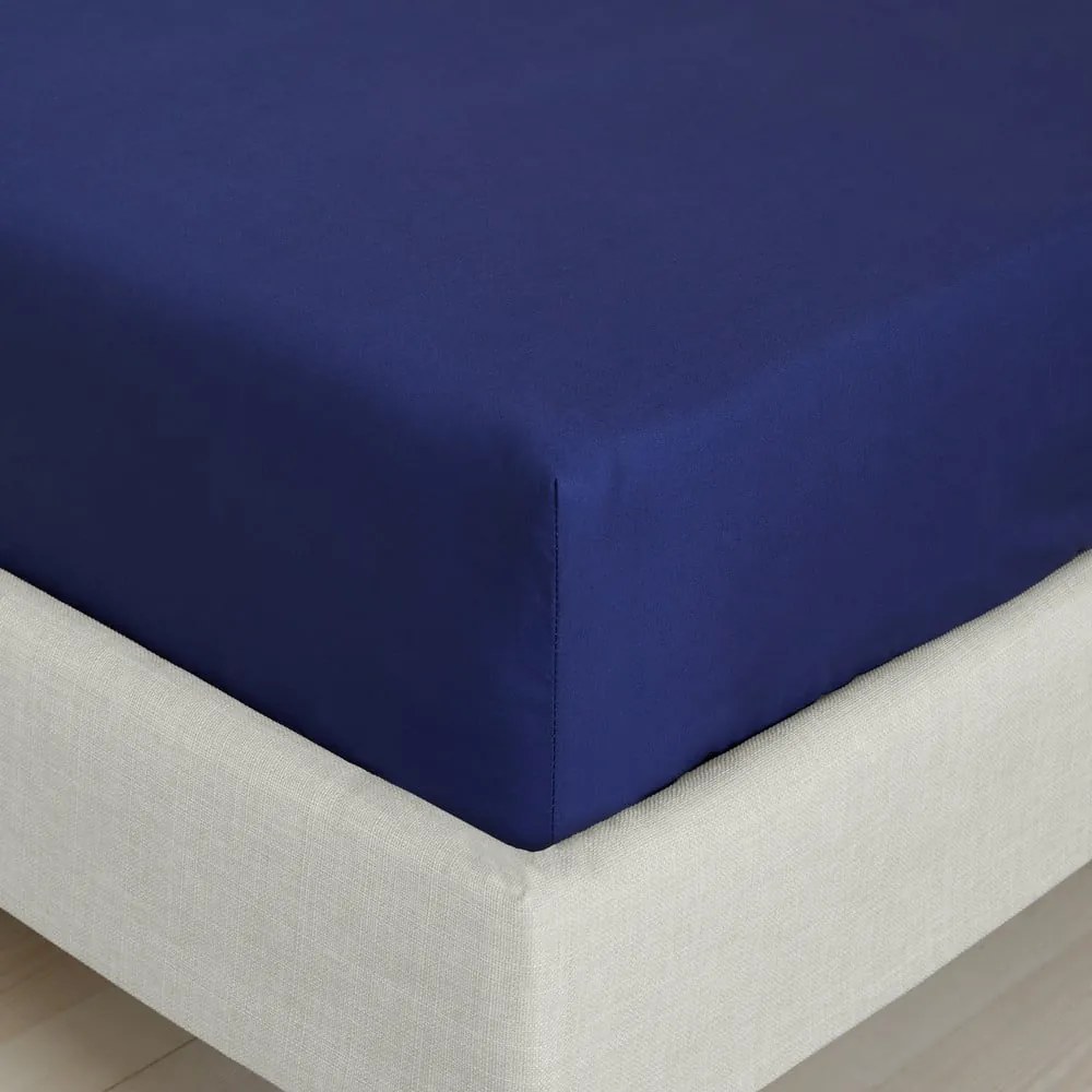 Tmavomodrá napínacia plachta z bavlneného perkálu 135x190 cm Cotton Percale – Bianca