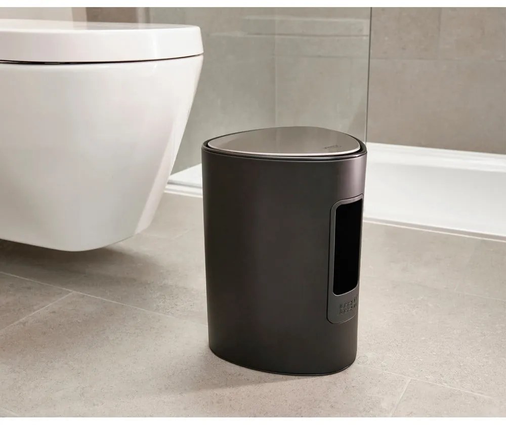 Matne čierny nášľapný oceľový odpadkový kôš 5 l EasyStore Luxe – Joseph Joseph