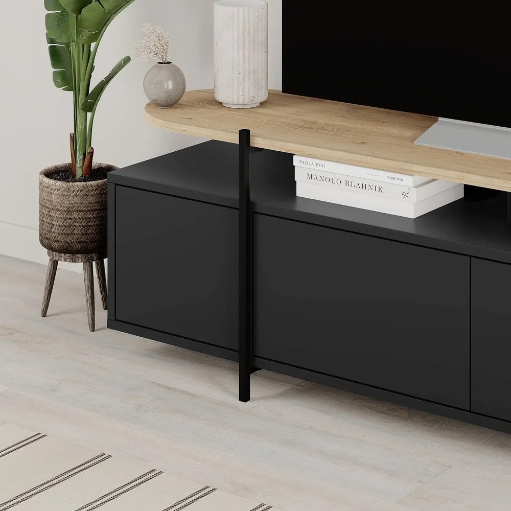 Čierny TV stolík v dekore duba 160x48 cm Hinoa – Marckeric