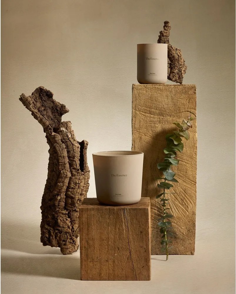 Vonná sviečka doba horenia 30 h The Essence – Kave Home