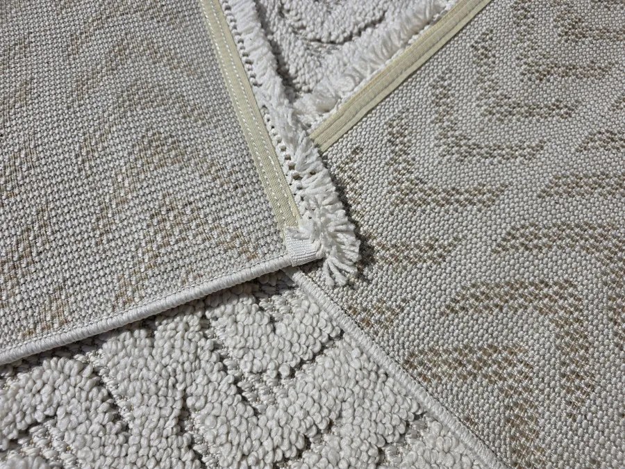 DC Koberec Milano 026 krémová Rozmer: 120×170 cm