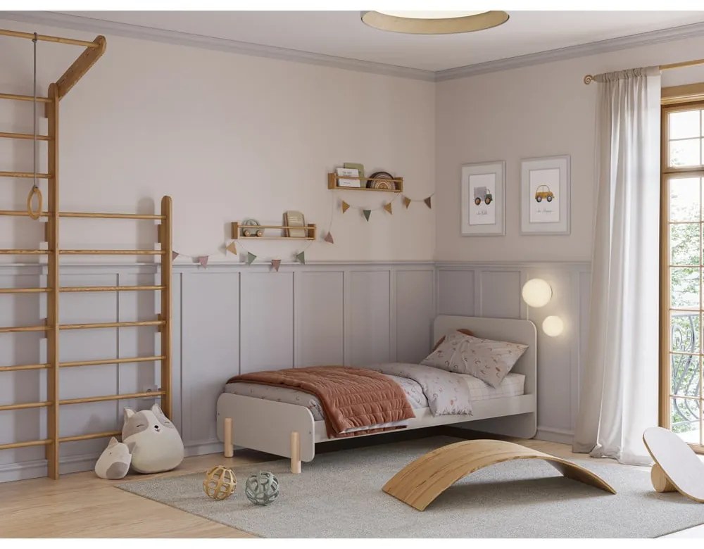 Krémová detská posteľ z borovicového dreva 90x190 cm Nora – Marckeric