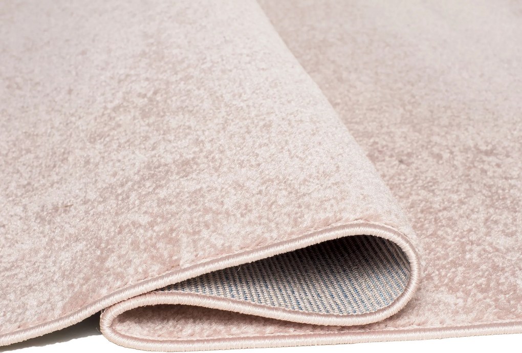 TA Koberec P113A RUŽOVÝ PRAMEŇ