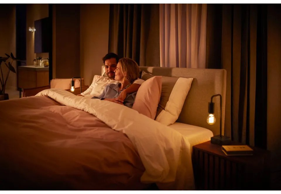 PHILIPS HUE Múdra LED filamentová žiarovka HUE, E27, A60, 7W, 550lm, teplá biela-neutrálna biela