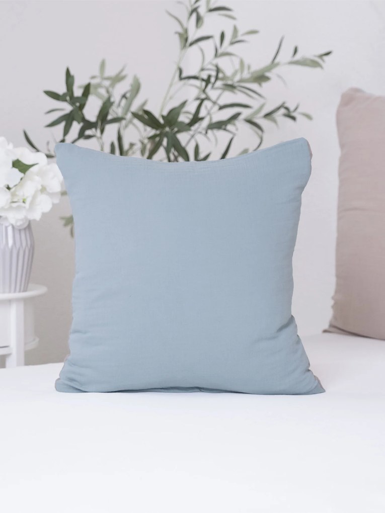 Mušelínová obliečka na vankúšik 40 × 40 cm Alexia Duo - mätová/cappuccino
