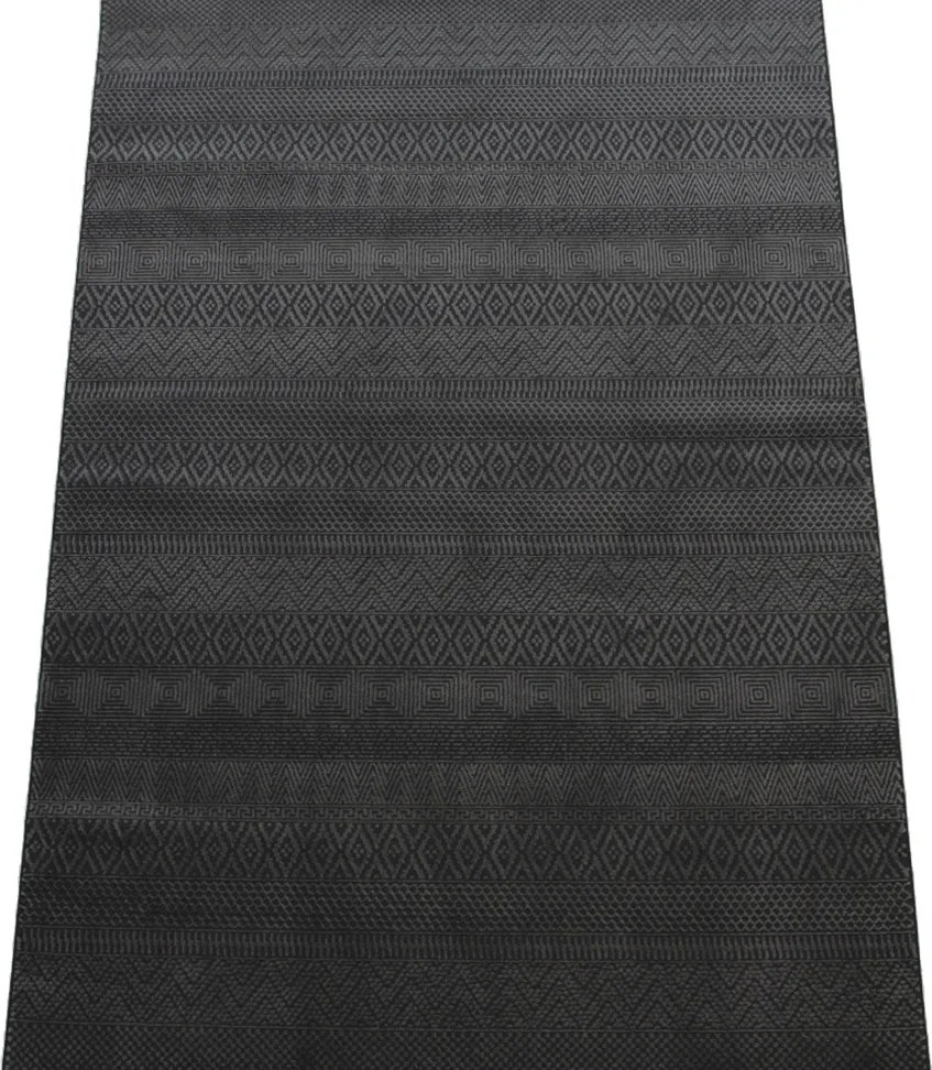 Koberec Zurich 1901 Dark Grey – sivý obdĺžnikový so vzorom Rozmer: 80x150 cm