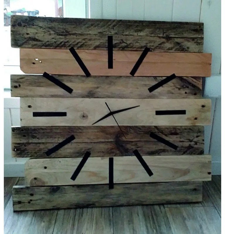 Drevené hodiny hodinky. Drevené hodiny do kuchyne. Nástenné hodiny drevené I SENTOP 12D40177 WOOD