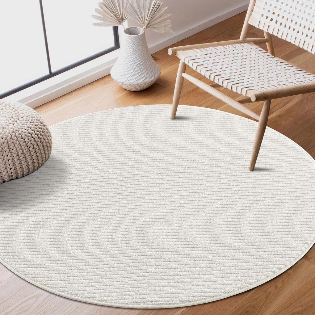 Dekorstudio Okrúhly jednofarebný koberec FANCY 900 - smotanovo biely Priemer koberca: 200cm