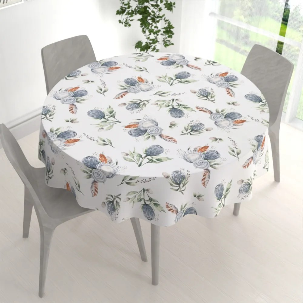Biante Bavlnený okrúhly obrus Sandra SA-707 Modré kvety Protea na bielom Ø 110 cm