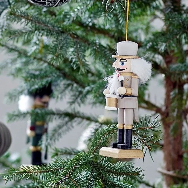 Bloomingville Vianočná ozdoba Nikita Gold Pine B