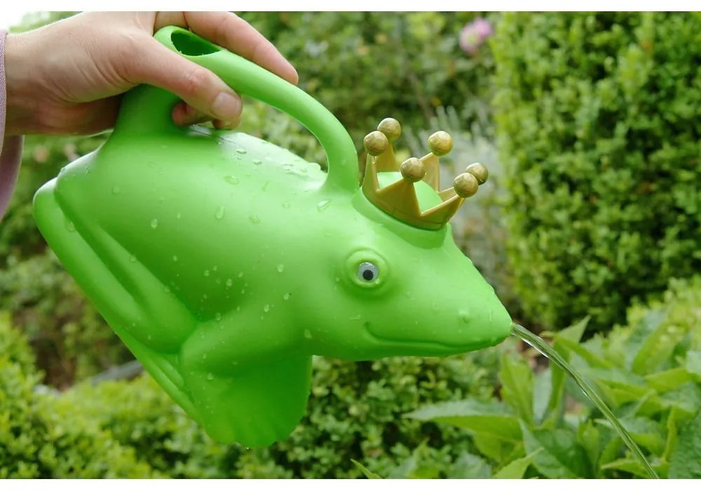 Plastová kanvička na zalievanie 1,7 l Frog – Esschert Design