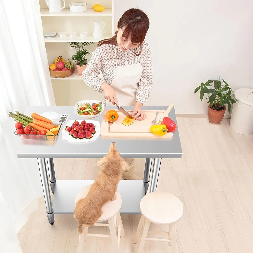 Nerezový stôl s dolnou poličkou