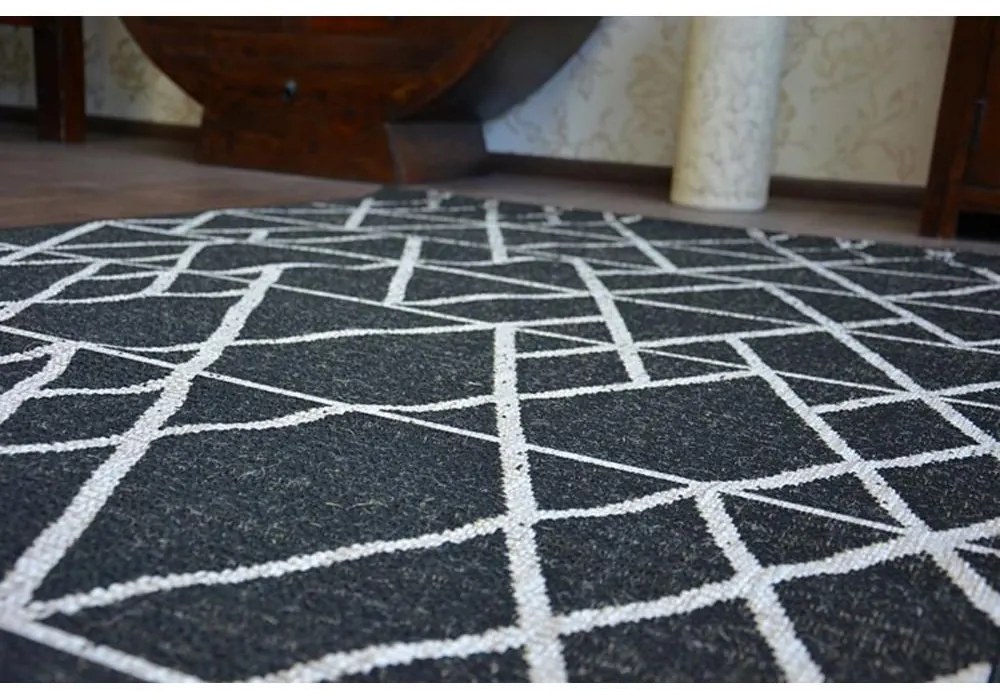 Kusový koberec Taros čierny 240x330cm