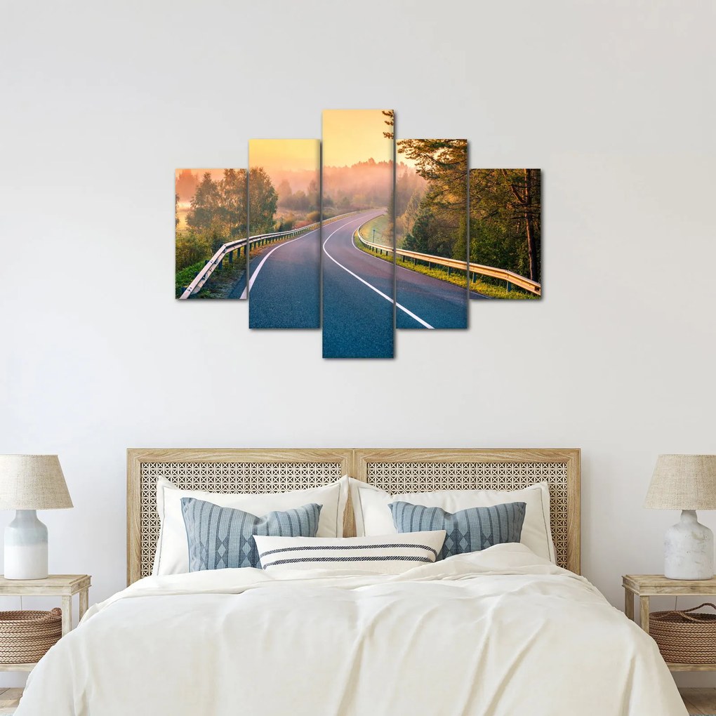 Obraz - Cesta pri východe slnka (150x105 cm)