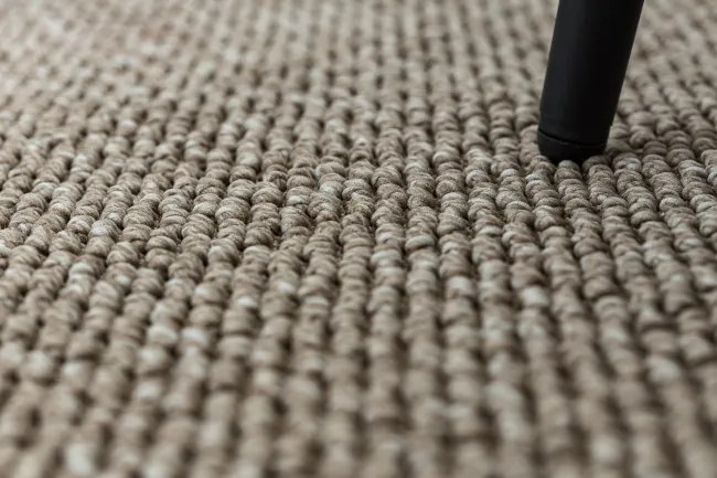 Metrážny koberec CASABLANCA LOOP hnedý