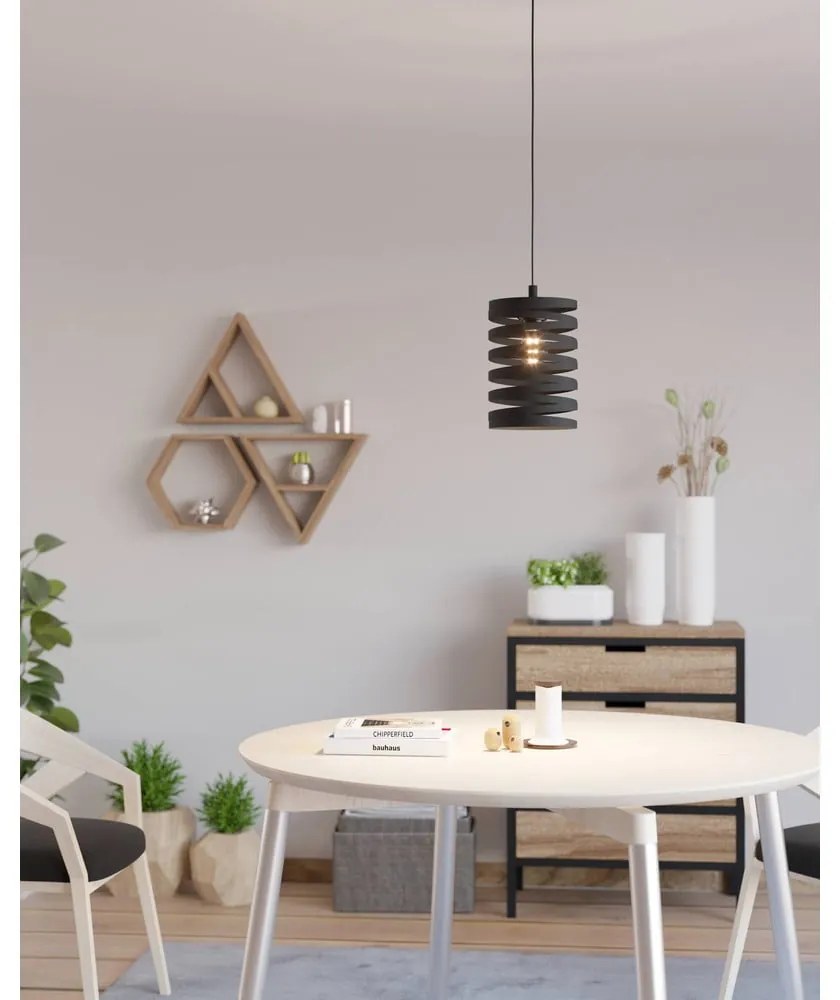 Čierne závesné svietidlo s kovovým tienidlom ø 18 cm CREMELLA – EGLO