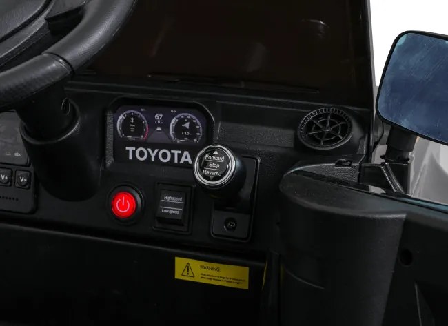 Elektrické autíčko Toyota Land Cruiser PRADO čierne