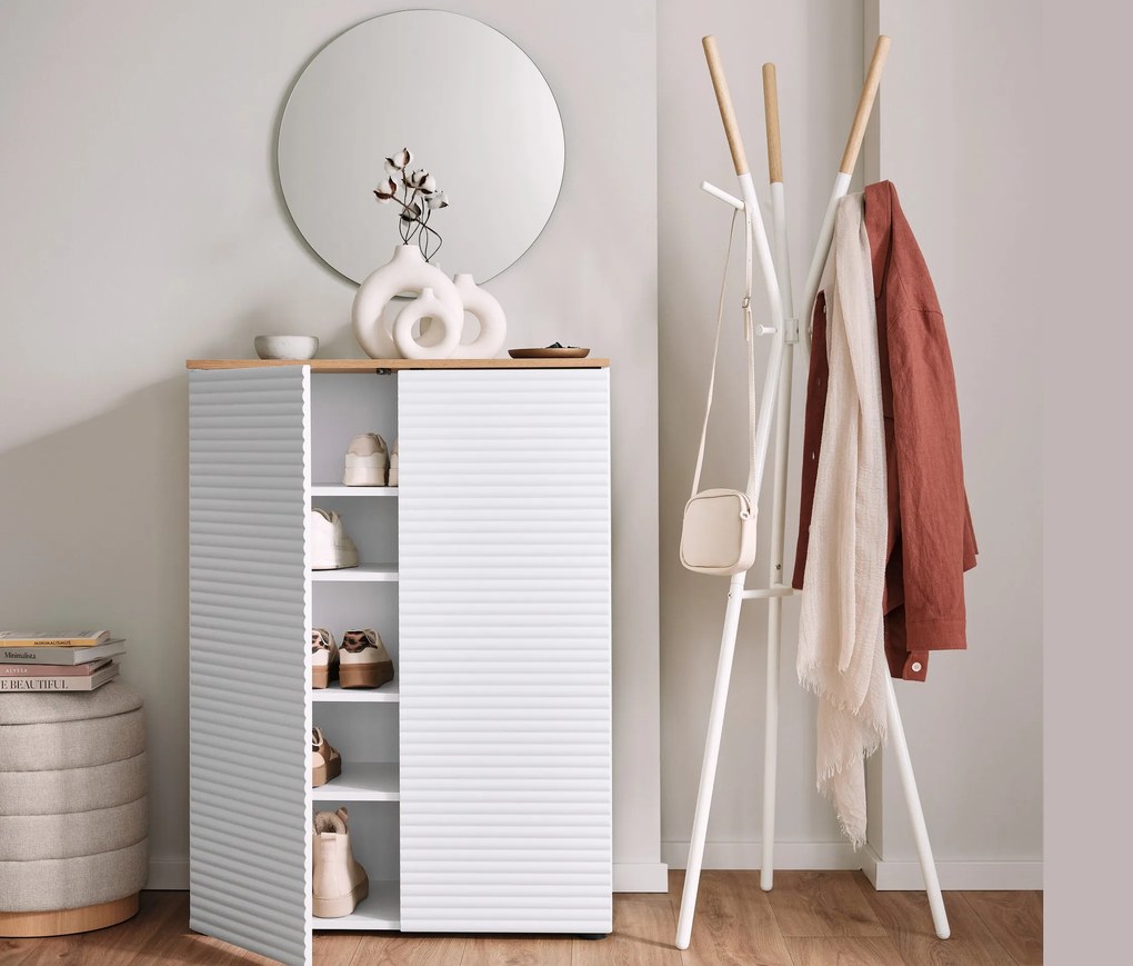 Stojan na oblečenie