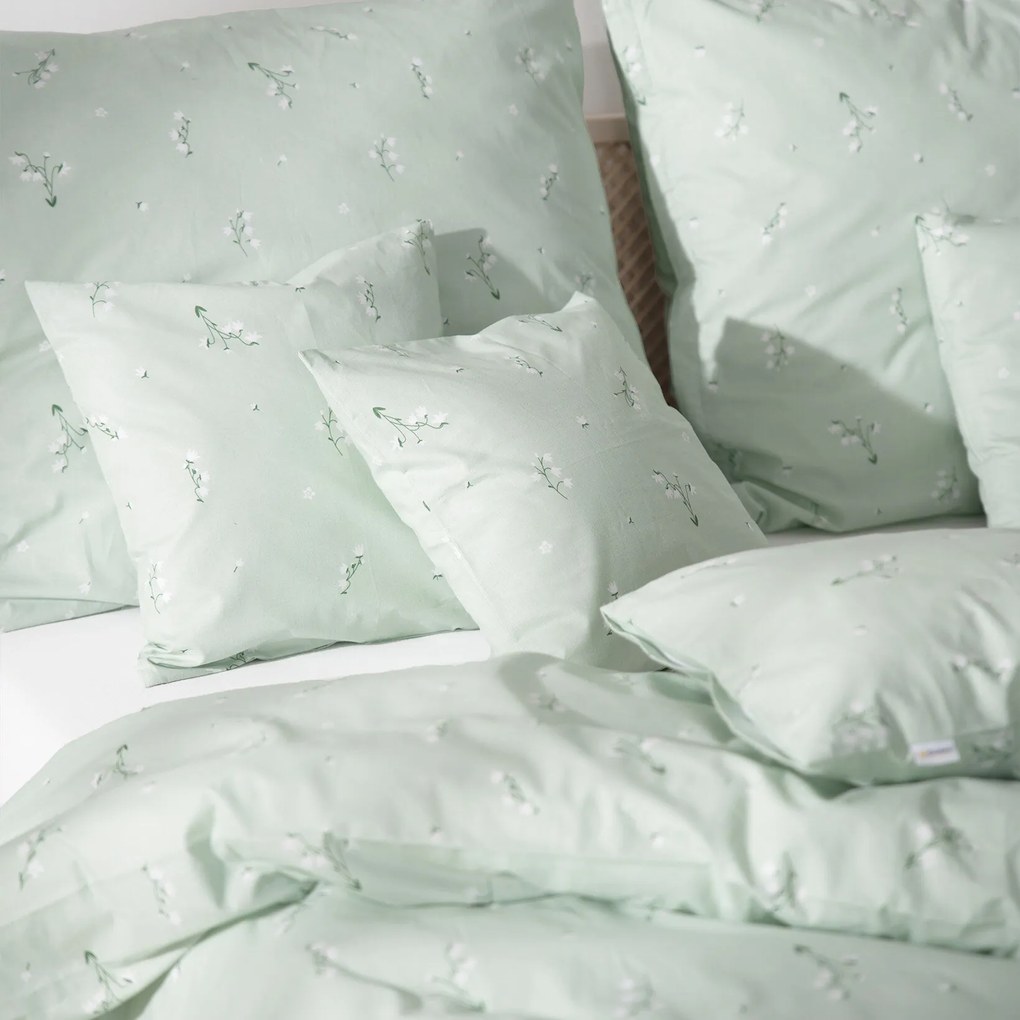 Goldea bavlnené posteľné obliečky - konvalinky 140 x 220 a 70 x 90 cm