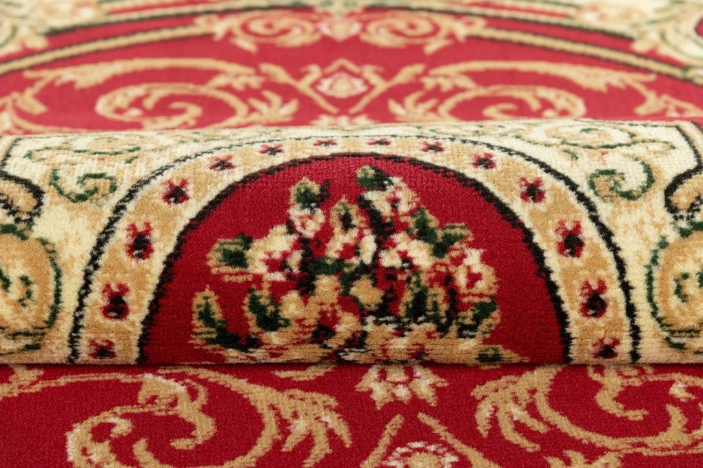 TA Koberec F744A ČERVENÝ ATLAS PP OV Rozmer: 140x200 cm