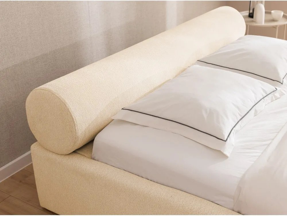 Krémová čalúnená dvojlôžková posteľ s úložným priestorom s roštom 140x200 cm Cille – Ropez