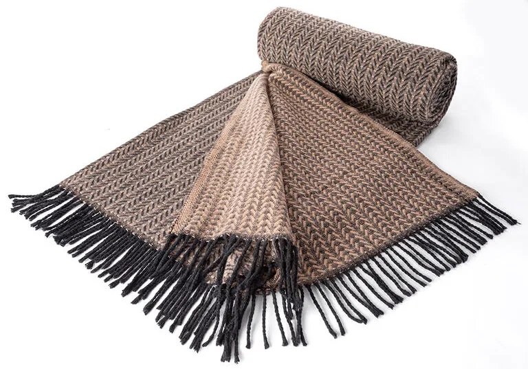 Pléd so strapcami IRMA hnedý 150 x 200 cm