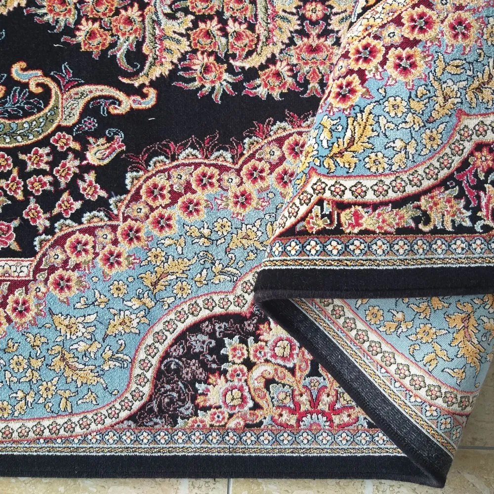 Exkluzívny koberec so štýlovým vzorom Šírka: 150 cm | Dĺžka: 230 cm