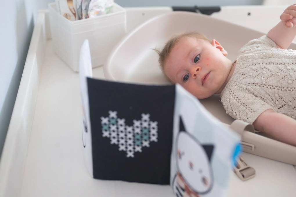 Prebaľovacia podložka Sensory Tales