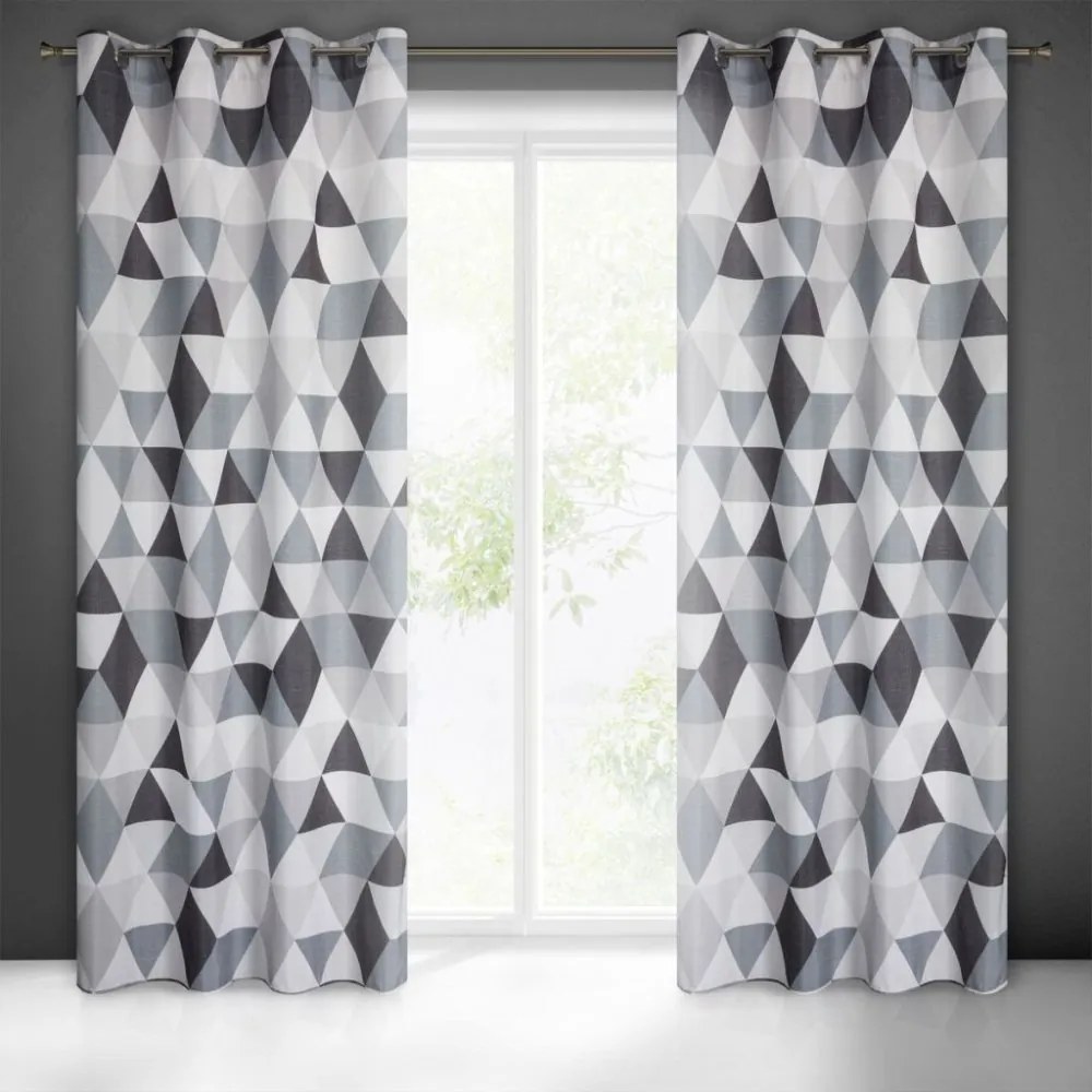 Záves zdobený čiernobielym geometrickým vzorom Šírka: 140 cm | Dĺžka: 250 cm