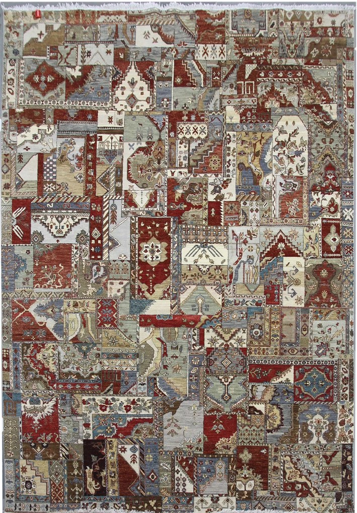 Diamond Carpets India, Ručne viazaný kusový koberec Diamond DC-PATCH RED MULTI, 305x425, viacfarebná, chodba / predsieň