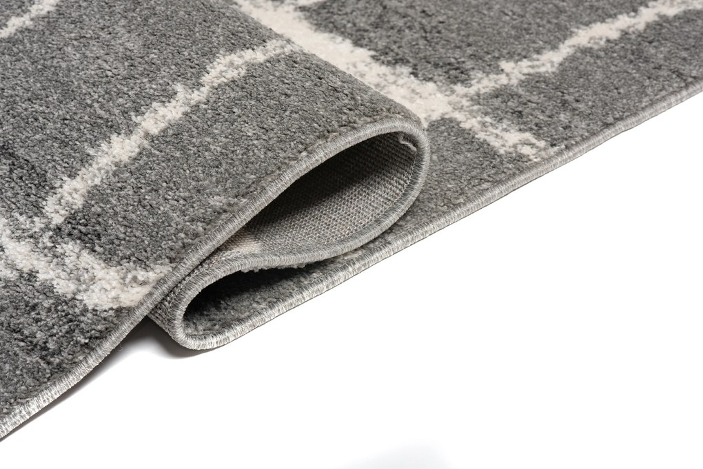 TA Koberec H082A FUME SARI BSF Rozmer: 240x330 cm