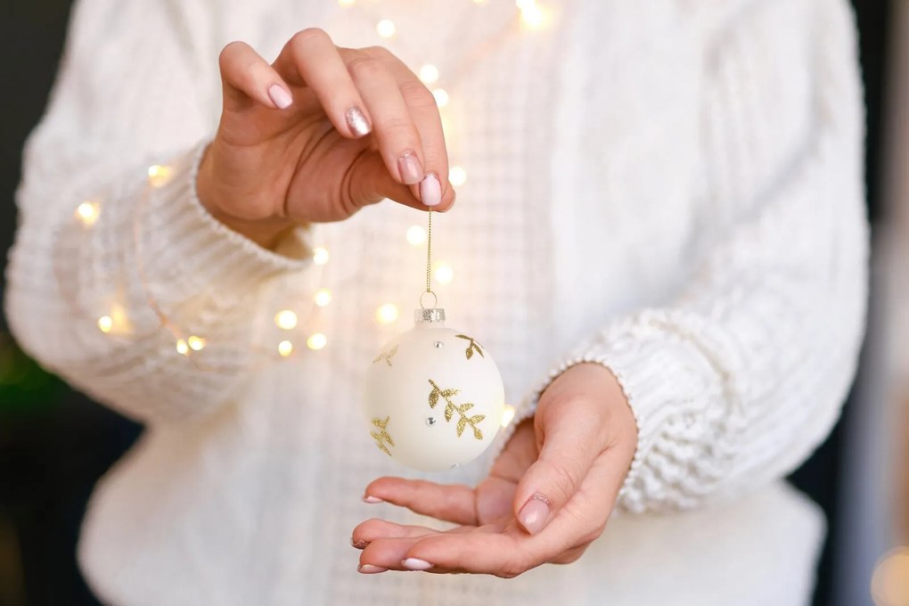 SKLENENÁ VIANOČNÁ BANKA NA STROMČEK SADA 4 KS (FI) 8 CM KRÉMOVÁ