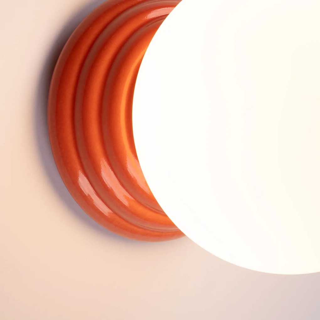 Nástenné svietidlo Zori, 1x biele sklenené tienidlo, p