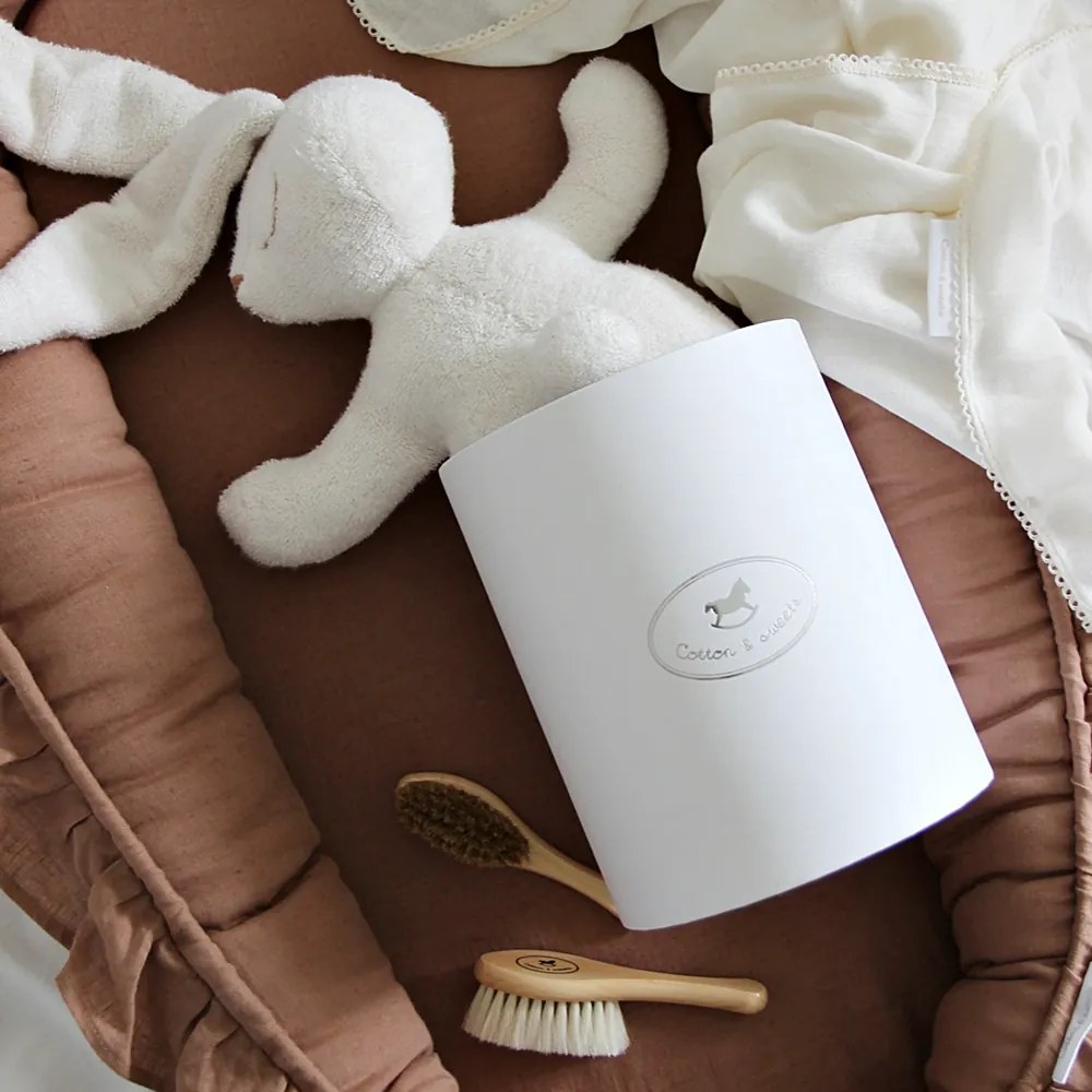 Cotton &amp; Sweets Ľanové hniezdo pre bábätko s volánom čokoládová