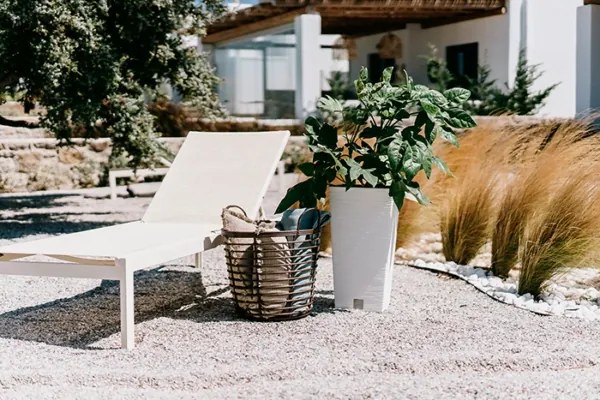 Vysoký plastový kvetináč DFSH400 39,5 cm - sivý betón
