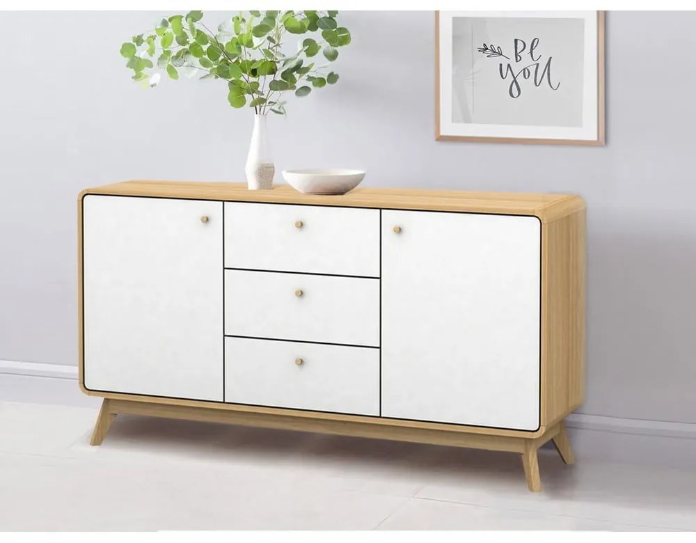 Nízka komoda v dekore duba v bielo-prírodnej farbe 140x75 cm Caitlin – Støraa
