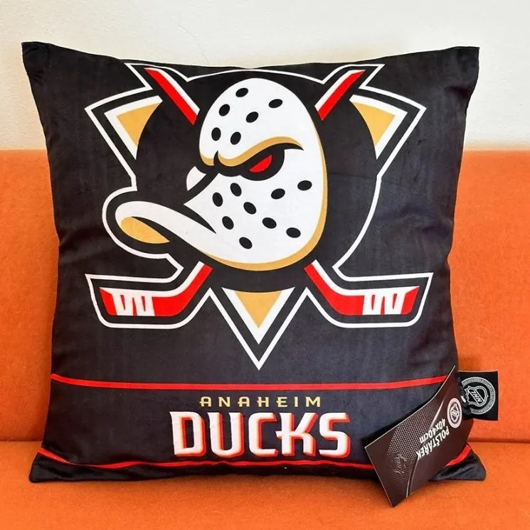 Vankúšik NHL Anaheim Ducks Black Mask 40x40 cm