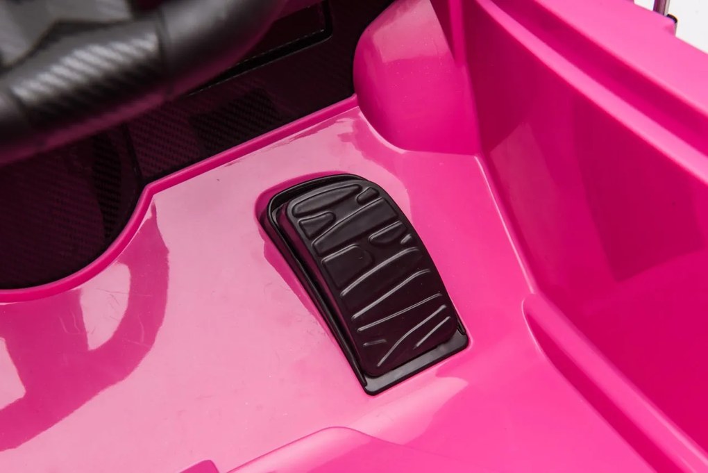 Ramiz Lamborghini SIAN Ružové vozidlo