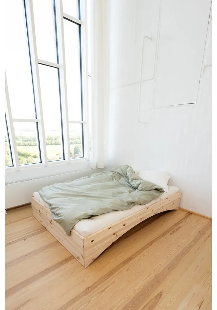 Dvojlôžková posteľ z borovicového dreva bez čela 180x200 cm v prírodnej farbe Orbit – Karup Design