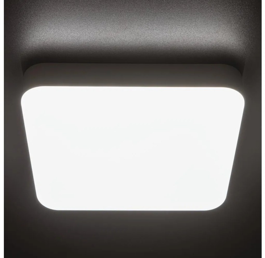 Kanlux 37296- LED Technické stropné svietidlo IPER LED/26W/230V IK10 IP65 hranatý biela KX2524