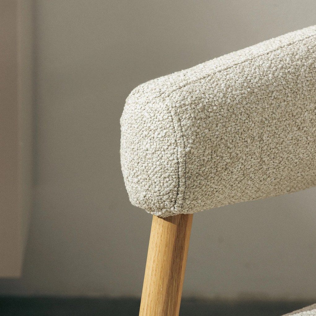 Dizajnové kreslo Montepulciano z masívu svetlo béžové