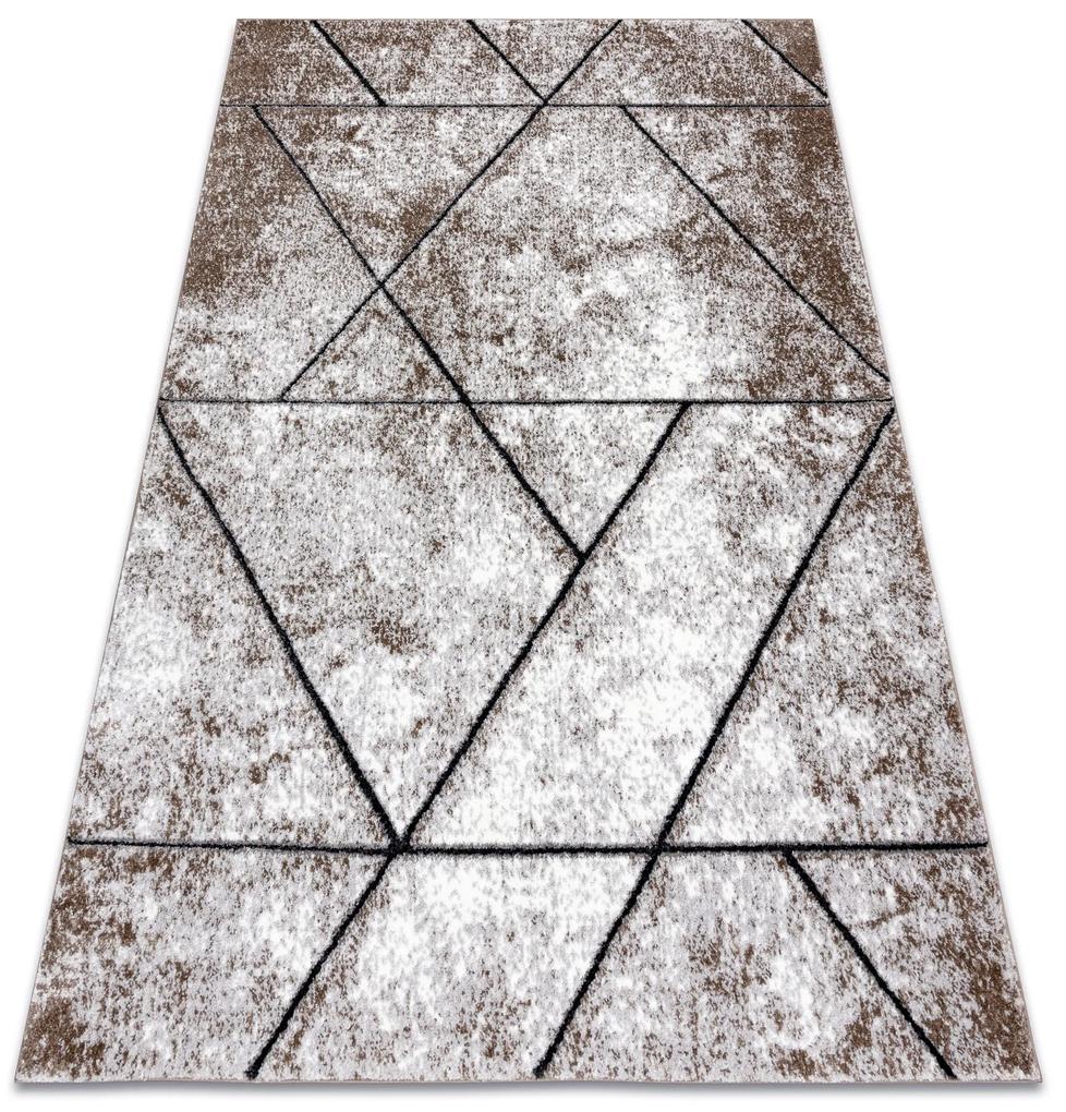 Moderný koberec COZY 8872 Wall,   geometrický , trojuholníky - Štrukturálny,  dve vrstvy rúna, hnedá